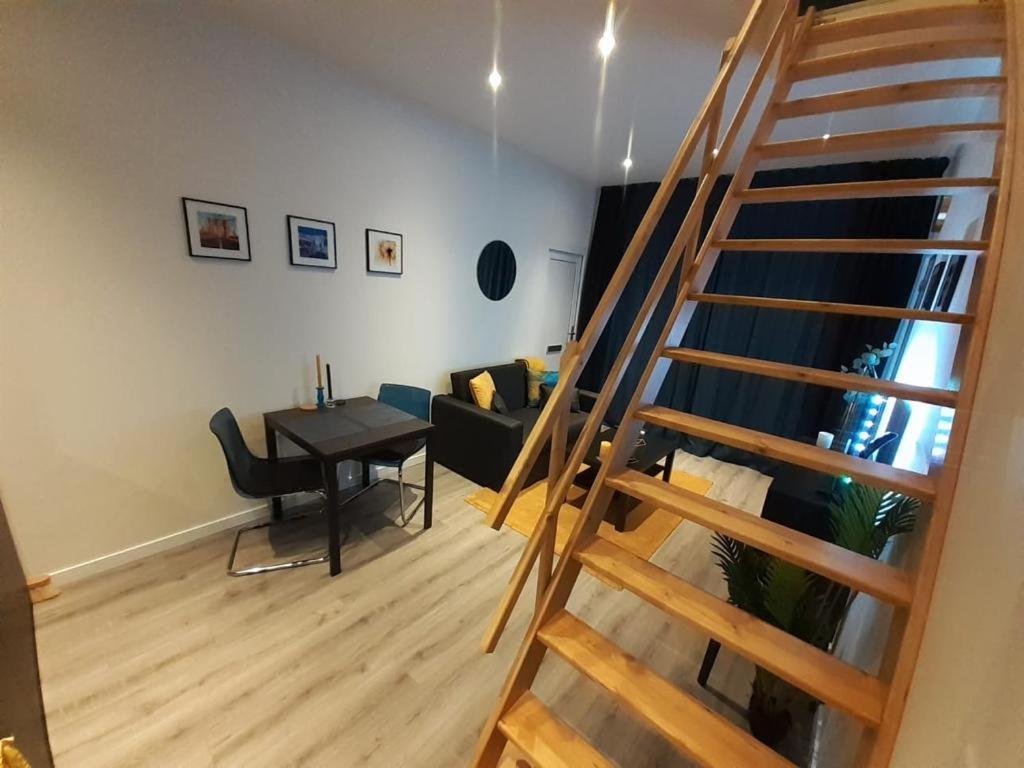 טילבורג Appartement Deluxe מראה חיצוני תמונה