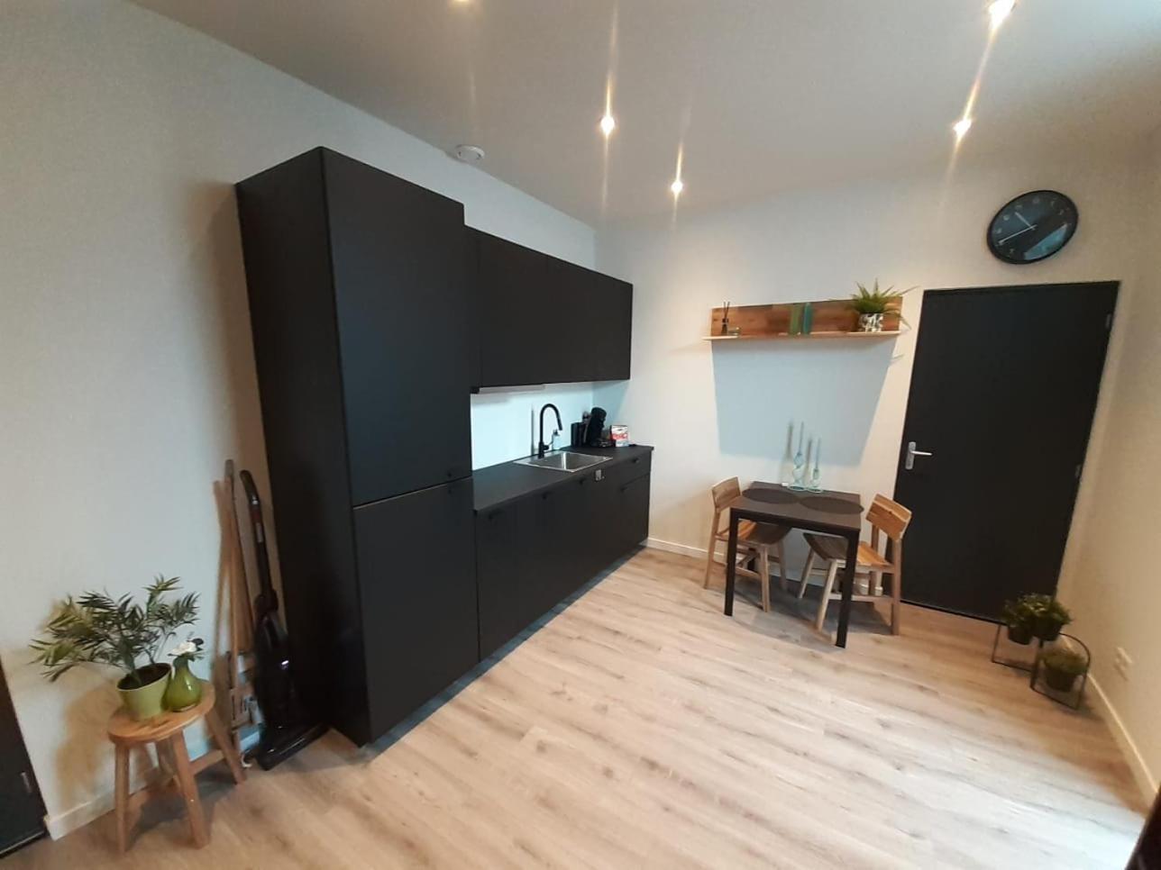 טילבורג Appartement Deluxe מראה חיצוני תמונה